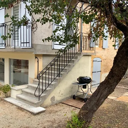 Apartment Lasc O Loc L Appart Montignac-Lascaux